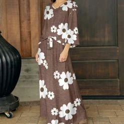 Flash Sale ✔️ Bon Apple Tea Brown & White Floral Tie-Hem V-Neck Top & Maxi 👗 Skirt - Plus ❤️