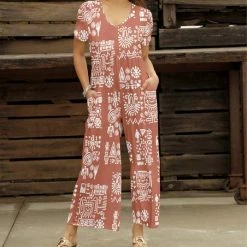 Outlet 🎁 Bon Apple Tea Clay & White Geometric Pocket Empire-Waist Wide-Leg Jumpsuit - 👩 Women 🔥