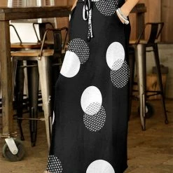 Brand new 🔔 Bon Apple Tea Black & White Circle Drawstring Maxi 👗 Skirt - Plus 🎉