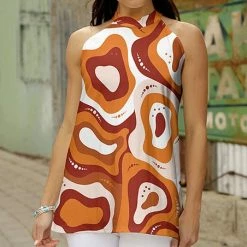 Budget ✨ Bon Apple Tea Red & Wht Abstract Halter Top - Plus 🥰