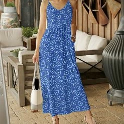 Best deal 🔥 Bon Apple Tea Blue & White Floral Gathered-Waist Pocket Maxi 👗 Dress - Plus ⭐