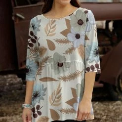 Flash Sale 🛒 Bon Apple Tea Cream & Beige Floral Empire-Waist Tunic - Plus ⭐
