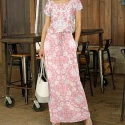 Hot Sale ✔️ Bon Apple Tea Pink & White Mandala Peasant Top & Pocket Drawstring Maxi 👗 Skirt - Plus 🥰