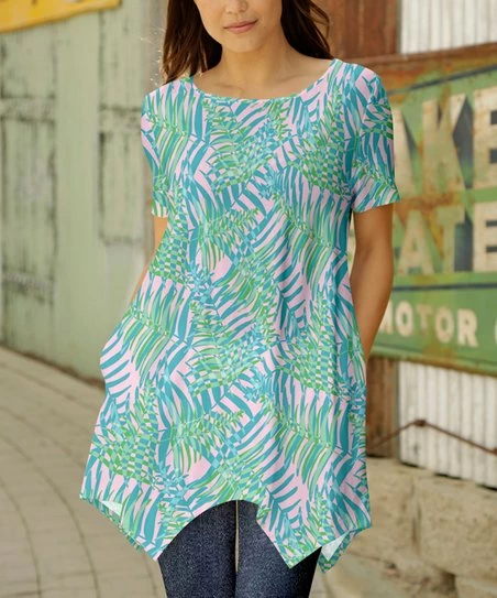 Outlet π Bon Apple Tea Pink & Green Palm Pocket Handkerchief Tunic - Plus β 1 Outlet π Bon Apple Tea Pink & Green Palm Pocket Handkerchief Tunic - Plus β