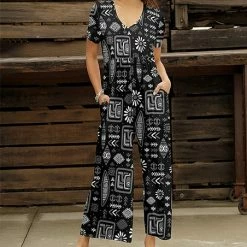 Hot Sale 🛒 Bon Apple Tea Black & Gray Geometric Empire-Waist Wide-Leg Pocket Jumpsuit - 👩 Women & Plus 🎉