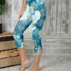 Best Pirce 🤩 Bon Apple Tea Blue & Beige Abstract Cutout Capri Leggings - Plus 🔥