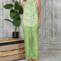 Deals ✔️ Bon Apple Tea White Abstract Halter Top & Green Abstract Straight-Leg Pants - 👩 Women & Plus 🤩 - XL/14