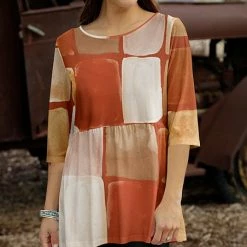 Cheap 🧨 Bon Apple Tea Orange & Beige Patchwork Empire-Waist Half-Sleeve Tunic - Plus ✨