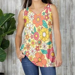Hot Sale 👏 Bon Apple Tea Orange & Yellow Floral V-Neck Sleeveless Top - 👩 Women & Plus 🎁