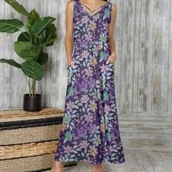 Best Sale 💯 Bon Apple Tea Purple & Turquoise Floral Strap-Accent V-Neck Sleeveless Maxi 👗 Dress - 👩 Women & Plus 🔥