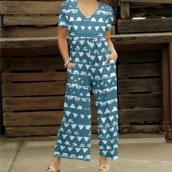 Deals ✨ Bon Apple Tea Turquoise & White Geometric Pocket Empire-Waist Wide-Leg Jumpsuit - 👩 Women 🌟