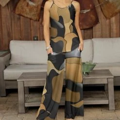 Best Sale 💯 Bon Apple Tea Beige & Black Abstract Camisole & Pocket Wide-Leg Pants - 👩 Women 🎁