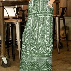 Promo 🧨 Bon Apple Tea Green & White Abstract Geometric Drawstring Pocket Maxi 👗 Skirt - 👩 Women 🤩