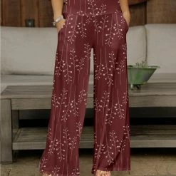 Brand new ✨ Bon Apple Tea Burgundy & White Floral Pocket Wide-Leg Pants - Plus ✔️