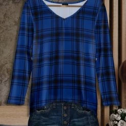 Hot Sale ✨ Bon Apple Tea Blue & Black Plaid V-Neck Tunic - Plus 😉