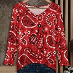 New 👏 Bon Apple Tea Red & White Paisley V-Neck Tunic - 👩 Women & Plus 🎉