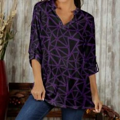 Coupon ⌛ Bon Apple Tea Black & Purple Geometric Notch Neck Top - 👩 Women ⭐