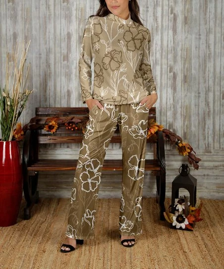 Cheapest π€© Bon Apple Tea Beige & White Floral Mock Neck Tunic & Pocket Lounge Pants - π© Women & Plus 𧨠1 Cheapest π€© Bon Apple Tea Beige & White Floral Mock Neck Tunic & Pocket Lounge Pants - π© Women & Plus π§¨