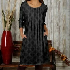 Brand new 🎁 Bon Apple Tea Black & Gray Lattice Pleated Shift 👗 Dress - 👩 Women ✔️