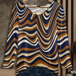 Outlet 🌟 Bon Apple Tea Blue & Rust Wave Long-Sleeve V-Neck Tunic - Plus 🧨