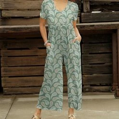 Coupon 🥰 Bon Apple Tea Green & Beige Paisley Empire-Waist Wide-Leg Jumpsuit - 👩 Women & Plus ⌛