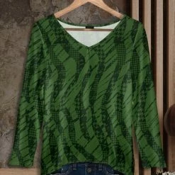 Flash Sale ✔️ Bon Apple Tea Green Abstract V-Neck Tunic - 👩 Women & Plus 😍