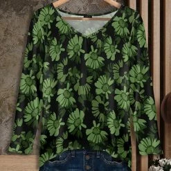 Promo ❤️ Bon Apple Tea Black & Green Floral V-Neck Tunic - 👩 Women & Plus 🧨