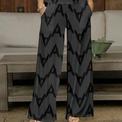 Best Sale 🎉 Bon Apple Tea Gray & Black Chevron Stripe Pocket Wide-Leg Pants - 👩 Women & Plus 💯