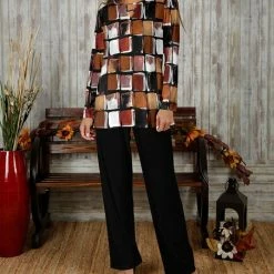 Budget 🌟 Bon Apple Tea Beige & Black Abstract Squares Keyhole Tunic & Pants - 👩 Women & Plus 🧨