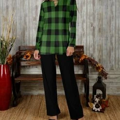 Brand new 🎁 Bon Apple Tea Green Plaid Keyhole Tunic & Black Straight-Leg Pants - 👩 Women & Plus 🌟